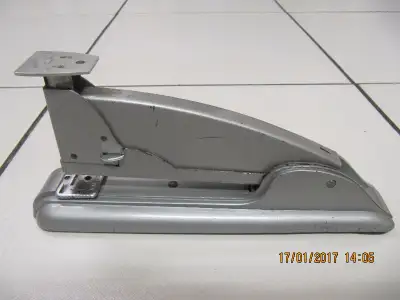 Up for sale is a vintage classic Speed Products Swingline Stapler Model Number 4 manufactured in the...