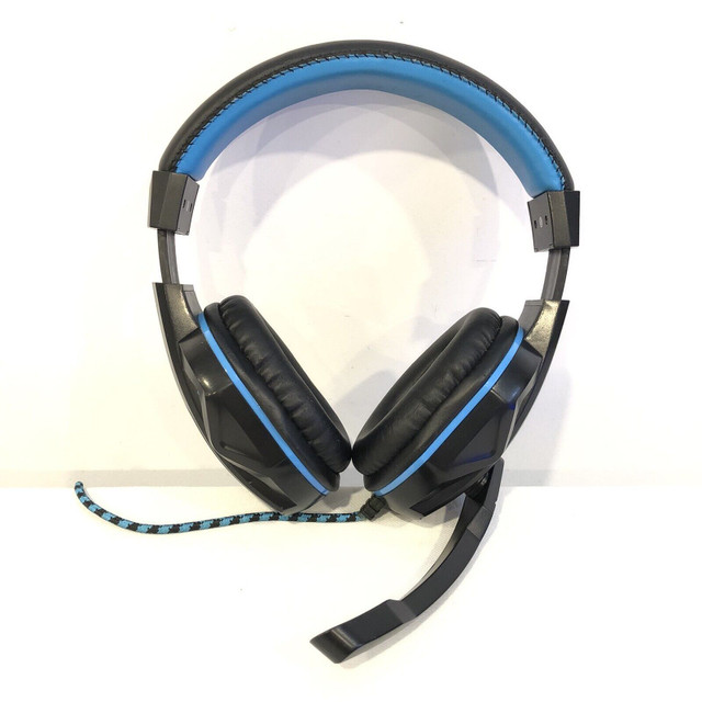 OVANN X2 BLUE PRO GAMING 3.5MM WIRED HEADPHONES W/ MIC WORKS dans Appareils électroniques  à Ville de Montréal