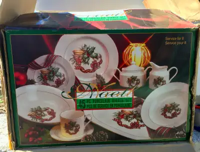 BRAND NEW CHRISTMAS DINNERWARE , View more