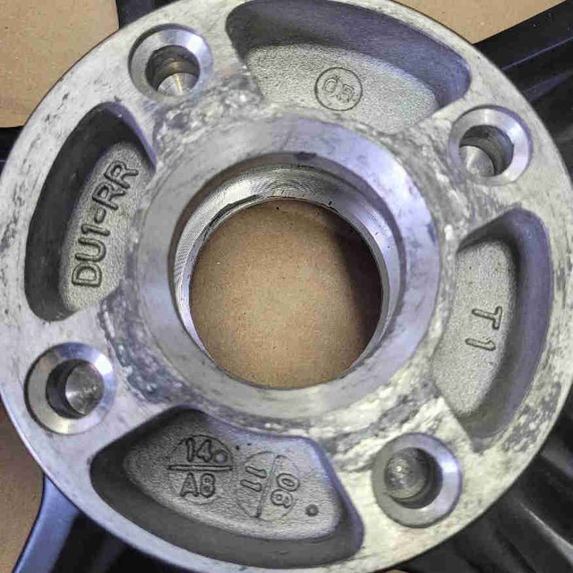 Ducati Streetfighter 848 EVO rear wheel rim  in Motorcycle Parts & Accessories in Mississauga / Peel Region - Image 2