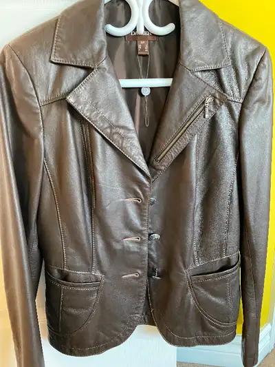 Elegant Leather jacket size S, View more