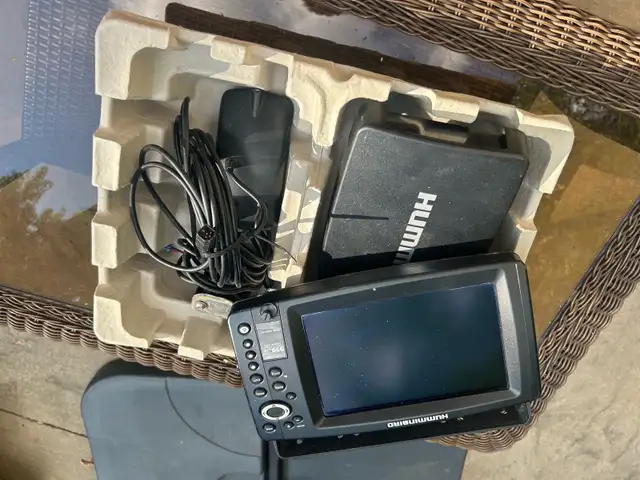 Humminbird fish finder in General Electronics in Hamilton - Image 6