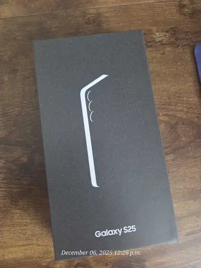 Samsung S25 Galaxy Unopened (SEALED), View more