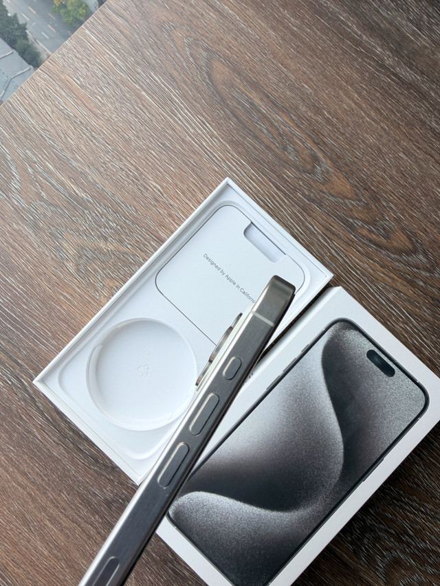 iPhone 15 Pro Max 512gb + 5 cases in Cell Phones in City of Toronto - Image 4