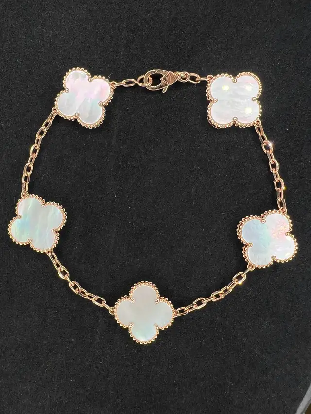 Van Cleef & Arpels, Bracelet, Mother-of-pearl63235093675779123