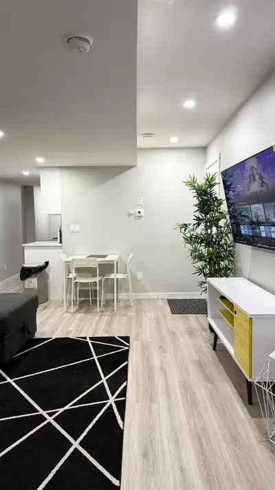 You are welcome to this beautiful 1 bedroom Legal basement suite in Creekstone SW. This unit is FULL...