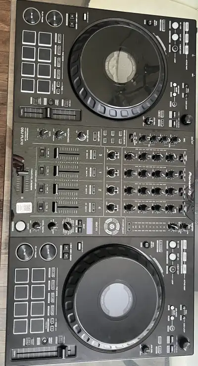 ddj flx10, View more
