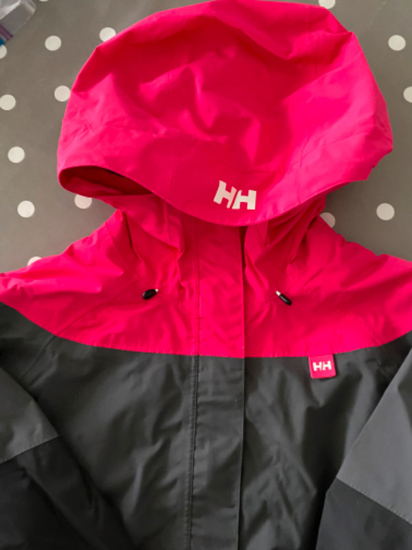 Womens Helly Hansen Jacket in Women's - Tops & Outerwear in Calgary - Image 2