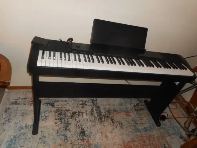 CASIO 88-key CDP135 Piano digital in Pianos & Keyboards in Dartmouth - Image 2