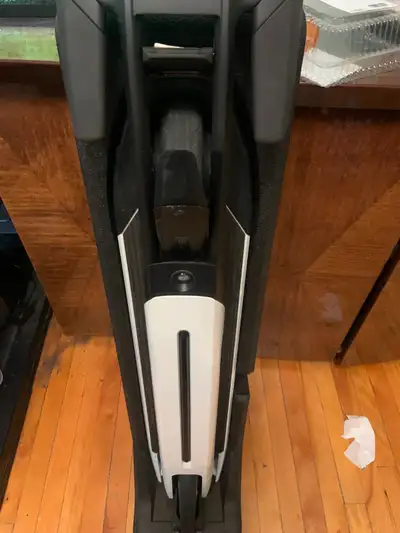 LIGHTWEIGHT Segway Ninebot T15 Air Electric Scooter, View more