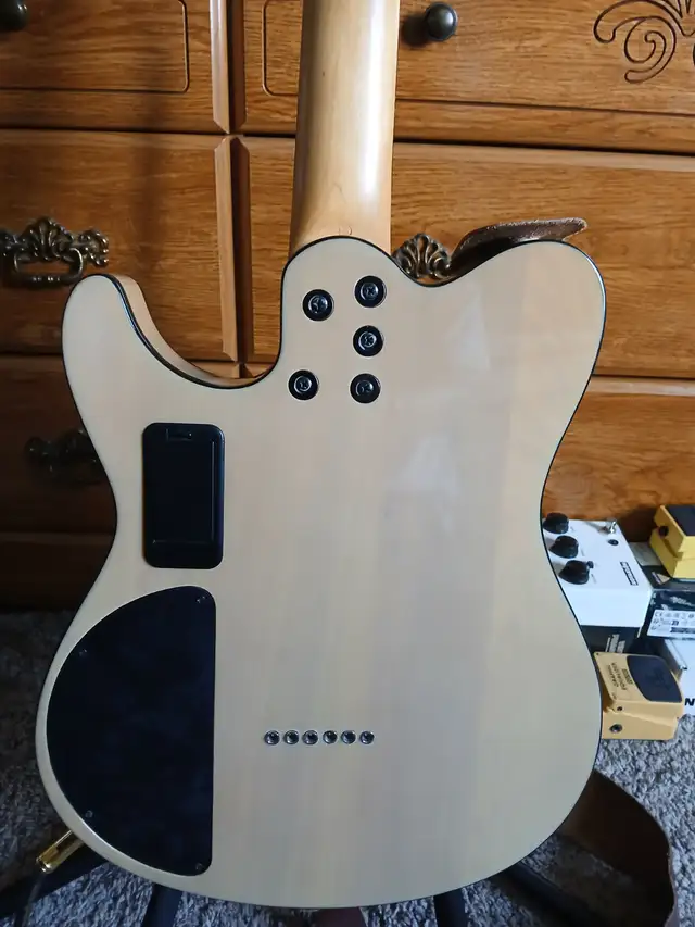 Peavey Generation EXP FS/FT in Guitars in City of Toronto - Image 7
