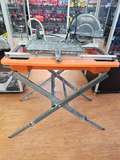 Ridgid R40311 7" Wet Tile Saw w/stand , View more