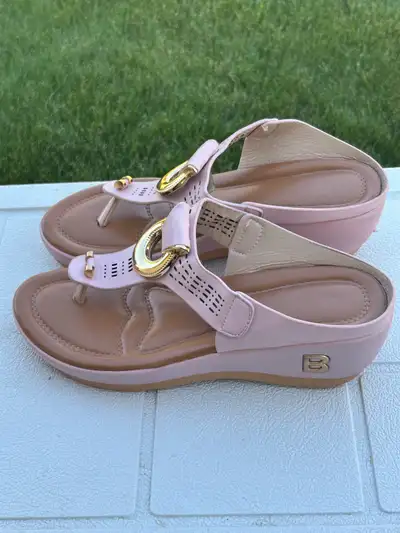 Unused Women’s Shoes, View more
