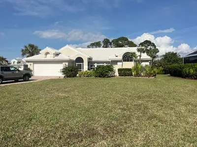 Looking for a tag 42' and over motorhome in the 300.000-500,000 range for a partial trade on a home...