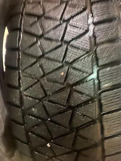 Selling winter tires in very good condition, barely used and well maintained. Available sizes: • 4 t...