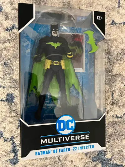 Batman of Earth 22 Infected Mcfarlane Multiverse, New & Mint SALE