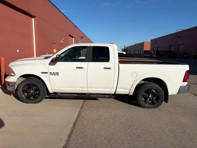 2014 RAM 1500 4x4 EcoDiesel Crew Cab