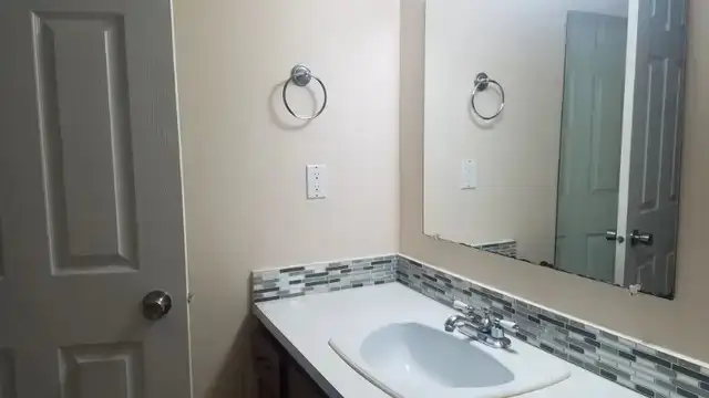 Fully furnished basement unit in Long Term Rentals in Thunder Bay - Image 10