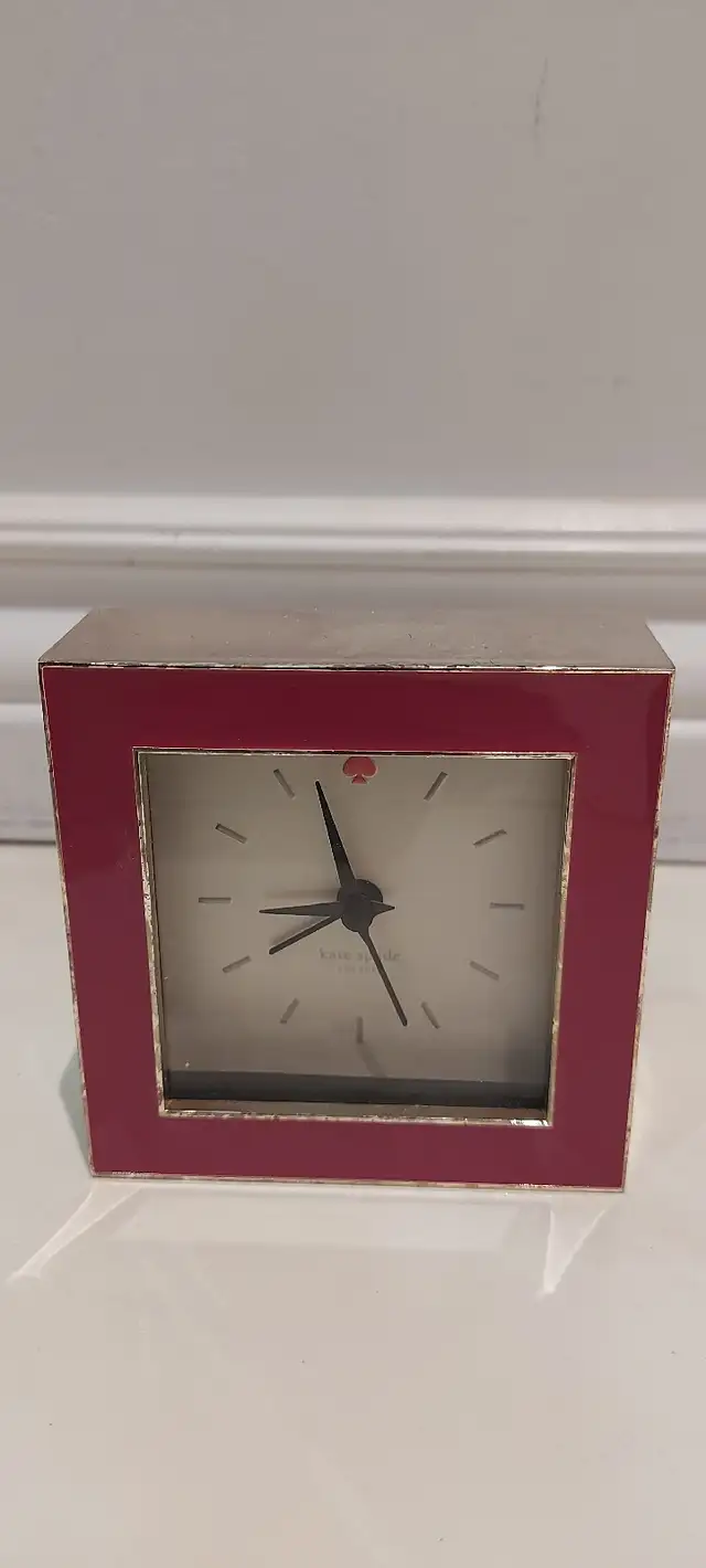 Kate Spade Alarm Clock537090690573946881