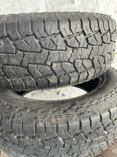 2 pieces snow tires , very good condition $120 235/60R18 Text message @ 647-7088621 for more info