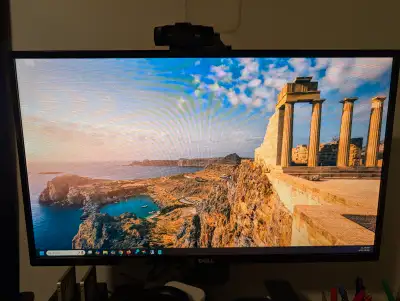 I am selling two (2) Dell 27 Monitors. Model name: SE2717H. The monitors are 1080p IPS screens, 27 i...