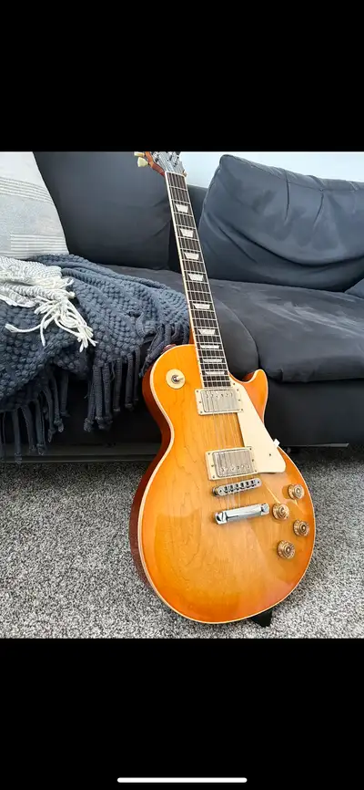 Gibson les Paul traditional , View more