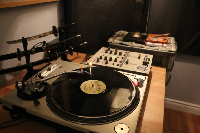 Table tournante Technics SL1200MK3D turntable dans Chaînes stéréo  à Longueuil/Rive Sud