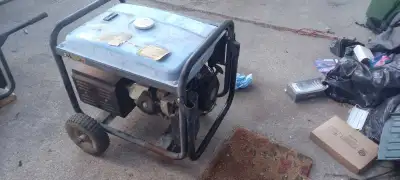 Generator pull start.easy to start.runs clean.folding handle. 5875888377ric