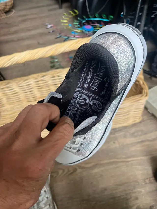NEW women’s size 10 Skechers slip ins Snoop Dogg sneakers   NEW in Women's - Shoes in Calgary - Image 3
