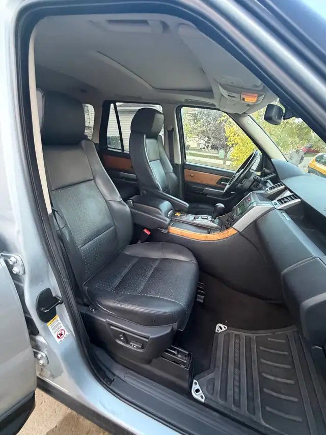 Range Rover 2006597791545639587843