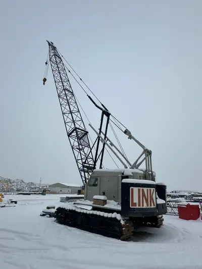 1973 LinkBelt crawler crane. 200 feet of boom(roughly) Good working unit. Multiple drums. Can assist...