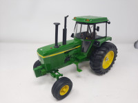 1/16 john deere prestige 4630 toy tractor