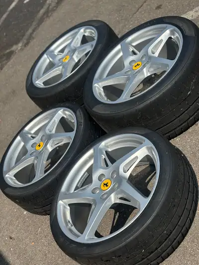 OEM 20"Ferrari 458 rims(5x114)+ 235/35/R20 & 295/35/R20 Pirelli + TPMS Set of Four Authentic 20 inch...