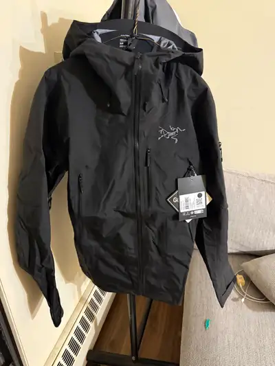 Arc-teryx Rush Jacket S size brand new, View more