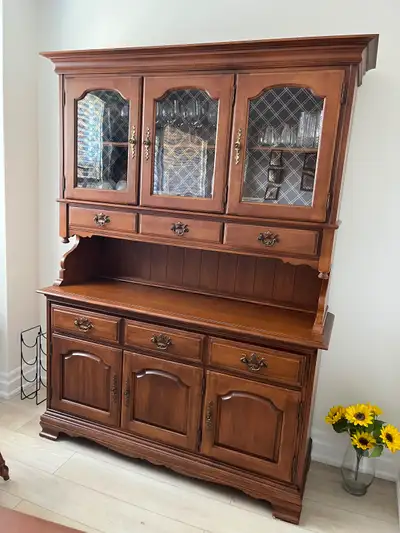 Hutch and Buffet set, View more