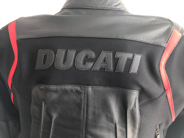 Ducati Fighter C1 Leather & Fabric Motorcycle Coat New size 56 in Men's in Barrie - Image 3