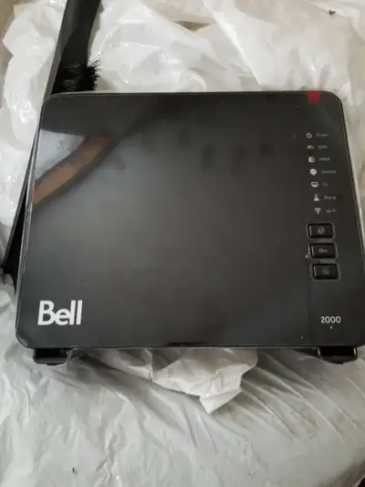 All working and were left by a previous tenant. Equipment comes with required cables/connections. -B...