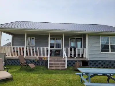 3 Bedroom fully equipped cottage on waterfront, Park Corner, PEI, View more