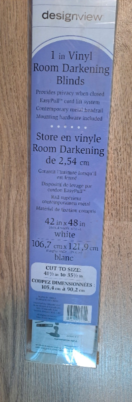 Vinyls Darkening blinds Blinds. NEW closed box dans Habillage de fenêtres  à Ville de Montréal