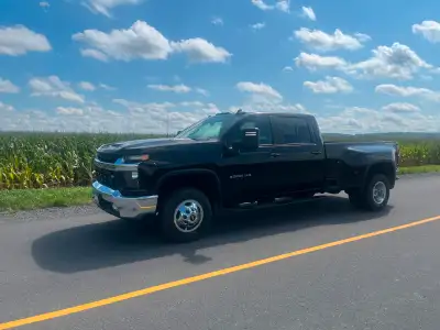 2023 Chevrolet Silverado 3500 HD DRW 4WD $92,000.00 or best offer Accident Free Excellent Vehicle Du...