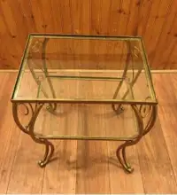 Vintage end table w/ glass shelves