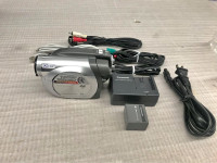 DVD VDR-D200 Panasonic Camcorder with 30x Optical Zoom