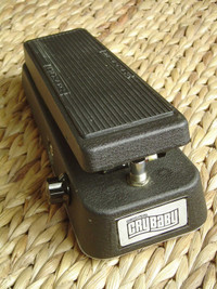 VINTAGE JIM DUNLOP GCB-95 CRY BABY GUITAR WAH EFFECT PEDAL