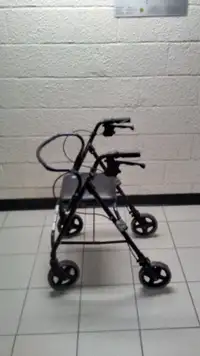 4-Wheel Folding walker Rollator with Seat