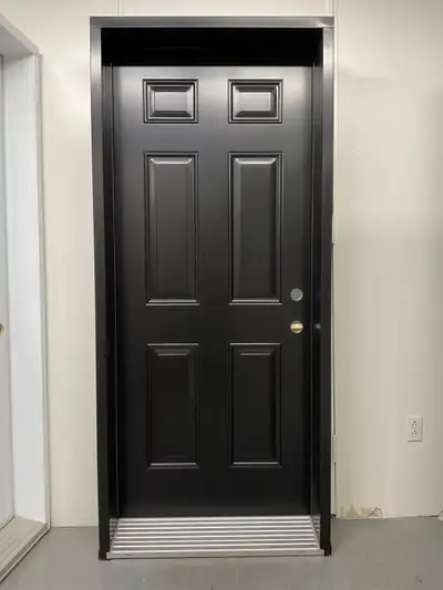 1371PA Porte d’acier 34″G Noire 6 panneaux bossé intérieur, View more