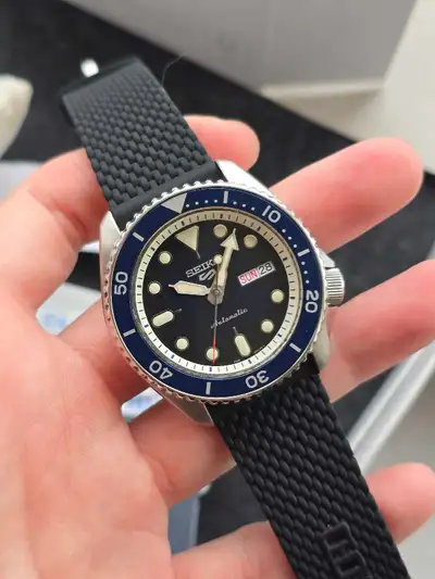 Seiko 5 Sports SRPD71K2 Automatic Watch, View more