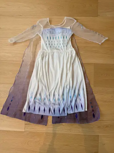 Used, good condition Bought from H&M