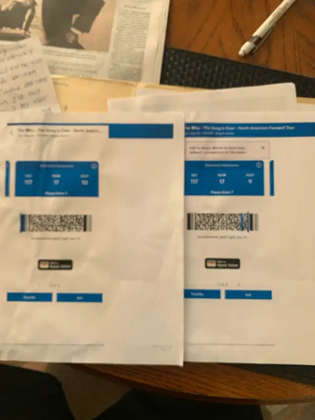 2 WHO Tickets in Rogers Arena Sept 23 sec117,row17,seat9&1063782600054019120
