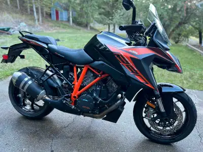 2020 KTM Superduke GT $15000 Sport Touring on steroids. This beast is fast. Less than 7700 kms, bare...