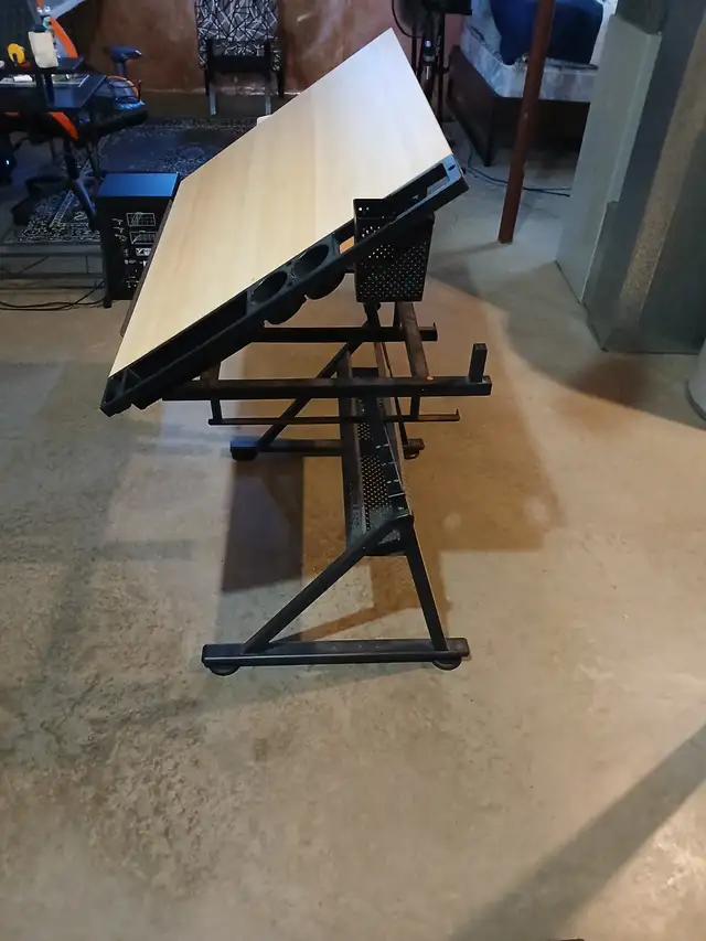 art table for sale in Other Tables in Edmonton - Image 3